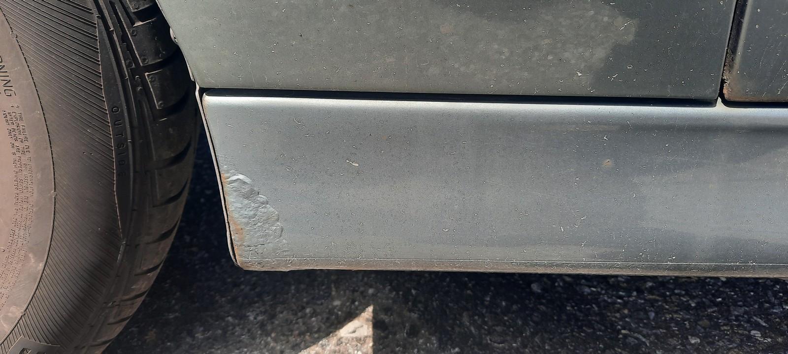 Detail kosmetického stavu karoserie číslo 2